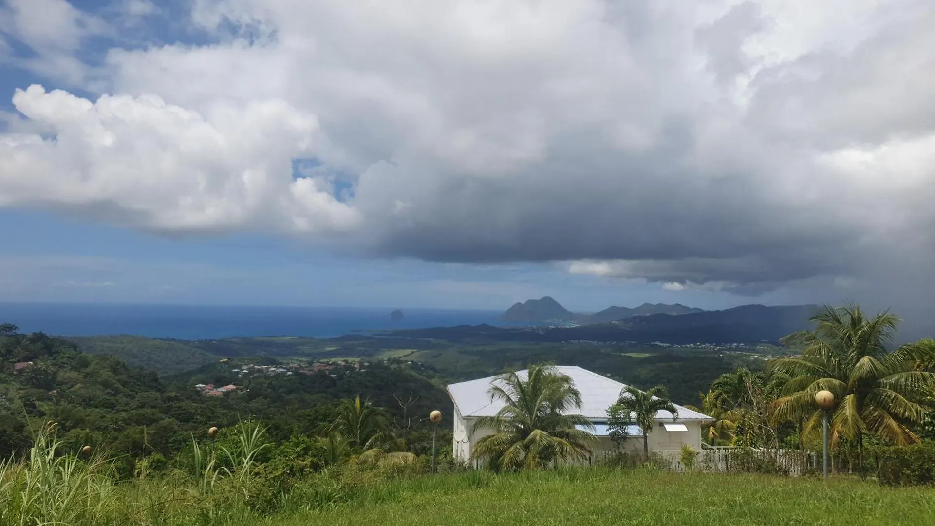 Lejlighed Villa Les Mahoganys Riviere-Salee